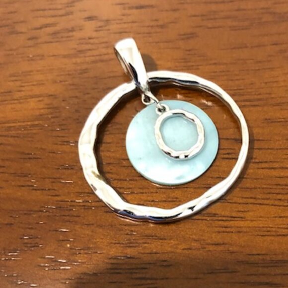 Silver Tone Blue Multi Circular Oval Pendant Pre-Owned. - Picture 9 of 9